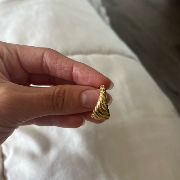 Stainless Steel Gold Ring - Picture 4 of 6